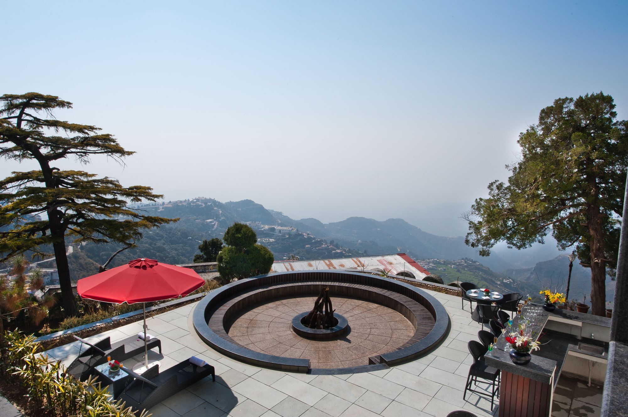 Royal Orchid Fort Resort Mussoorie Dış mekan fotoğraf