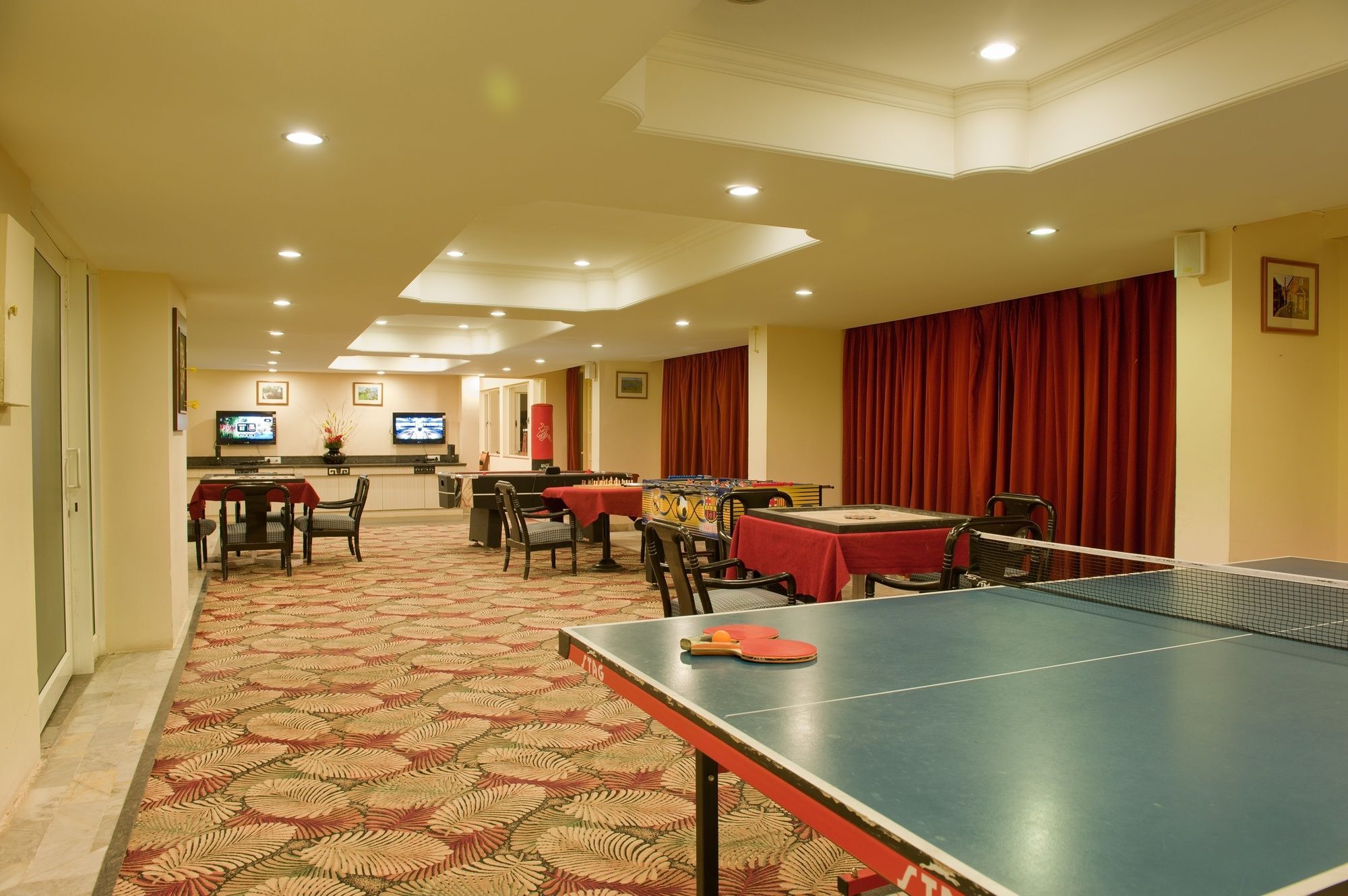 Royal Orchid Fort Resort Mussoorie Dış mekan fotoğraf